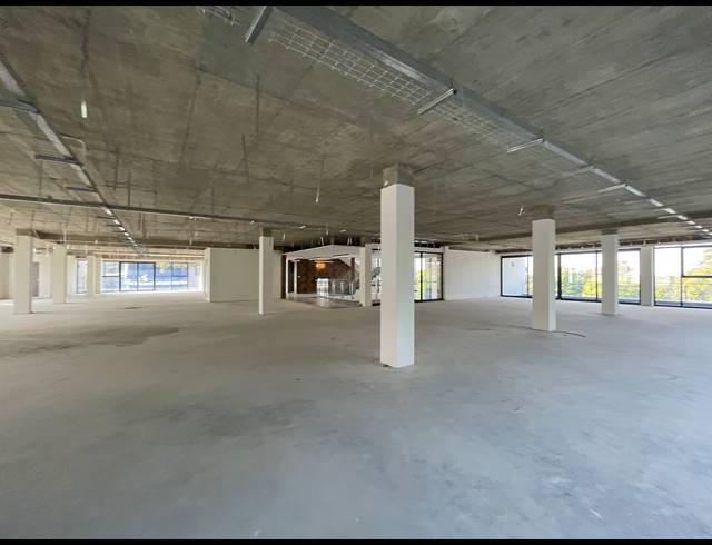 2,173M² OFFICE TO LET IN BRYANSTON